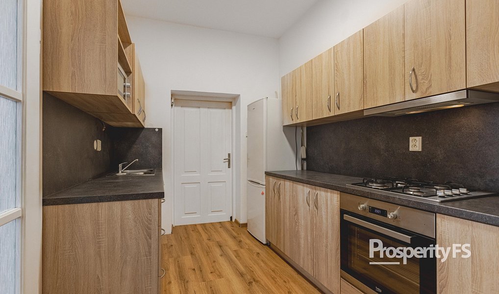 Prodej bytu 3+1 67 m², Hostinné – náhled fotky 21