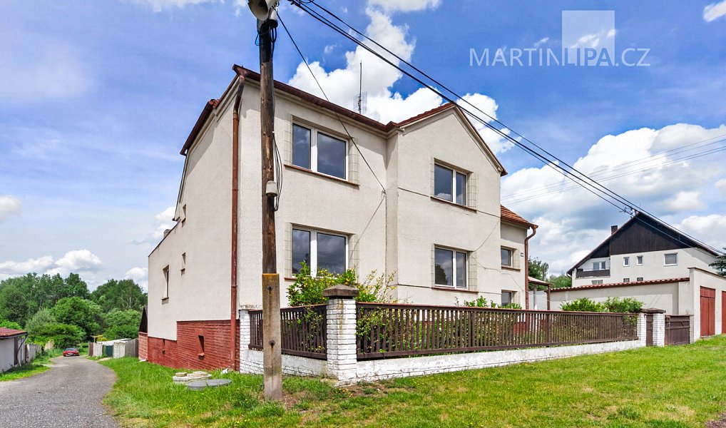 Prodej domu 274 m² s pozemkem 1 290 m², Senomaty – náhled fotky 3