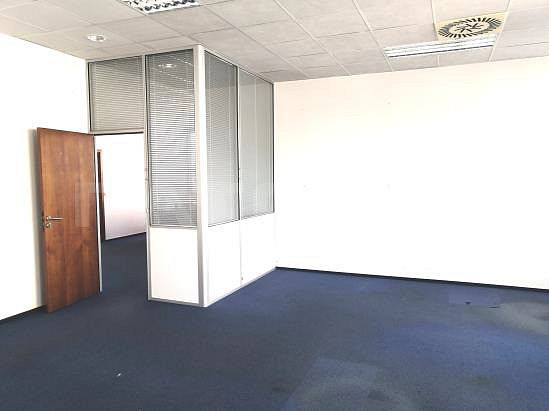 Pronájem kanceláře 238 m² – fotografie 5