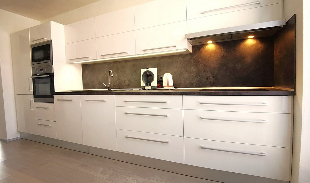 Prodej domu 328 m² s pozemkem 438 m², Jihlava – náhled fotky 3