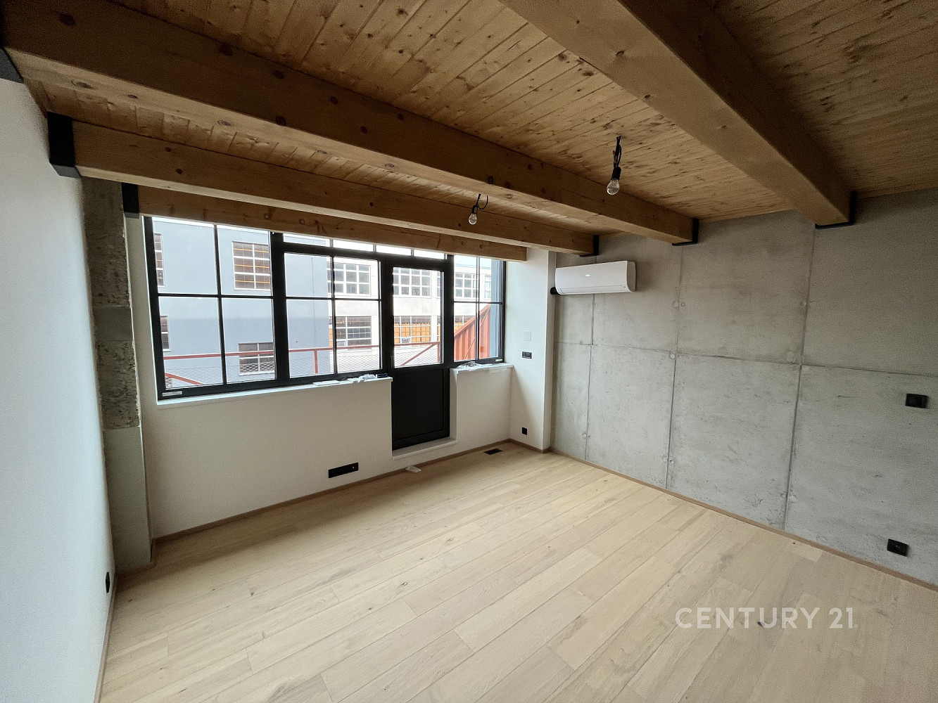 Pronájem bytu 3+kk 91 m² — photo 4