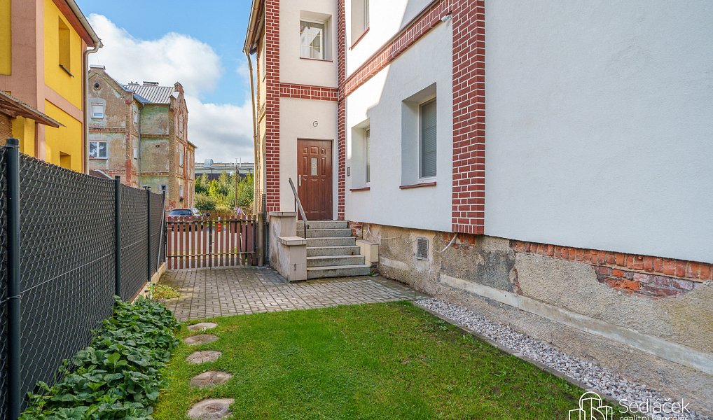 Prodej domu 260 m² s pozemkem 129 m², Svatava – náhled fotky 2