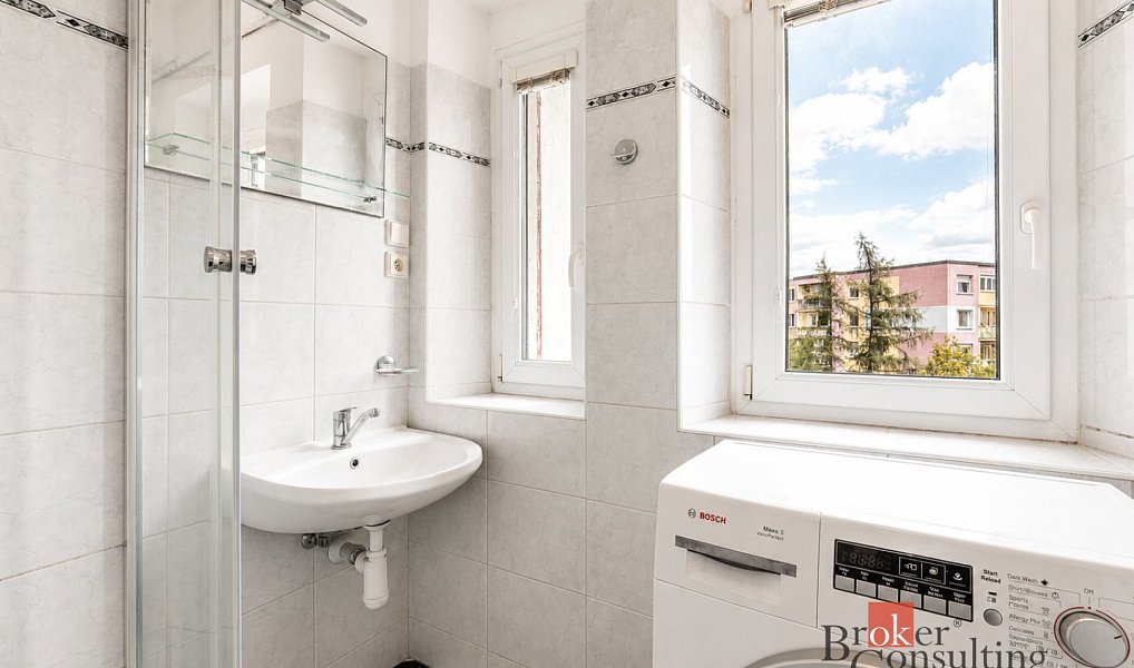 Prodej bytu 1+kk 32 m², Plzeň – náhled fotky 3