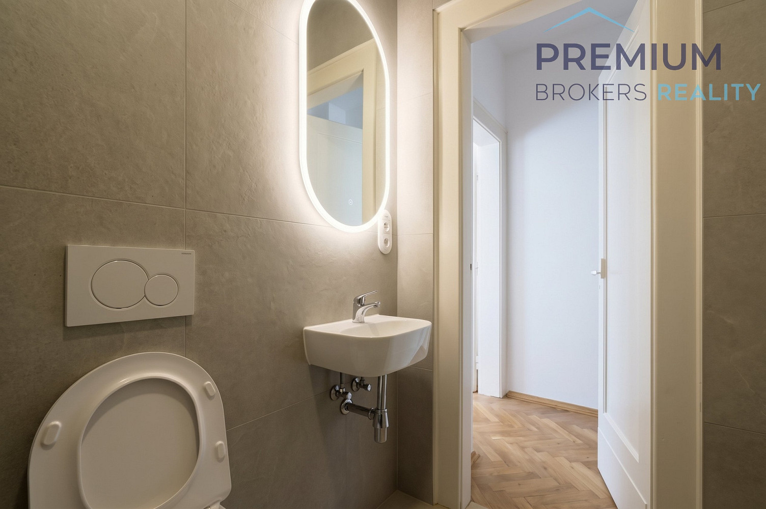 Pronájem bytu 1+kk 32 m² – fotografie 2