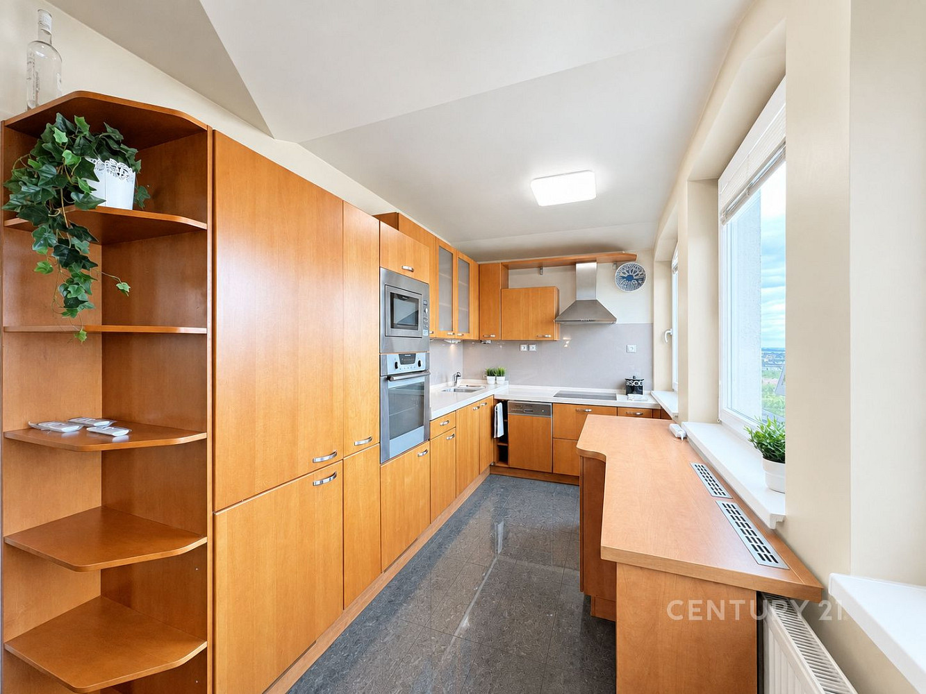 Prodej bytu 4+kk 83 m² – fotografie 3