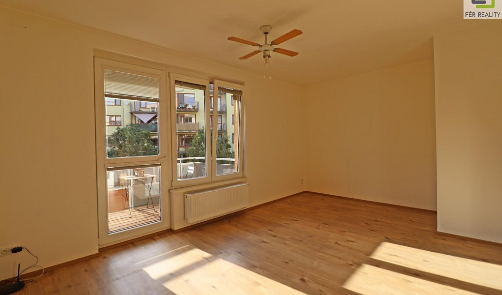 Prodej bytu 1+kk 66 m², Praha – náhled fotky 25