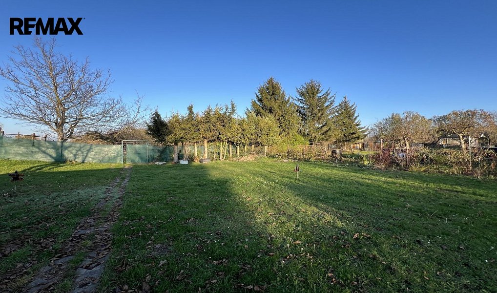 Prodej stavebního pozemku 392 m², Kolín – náhled fotky 4