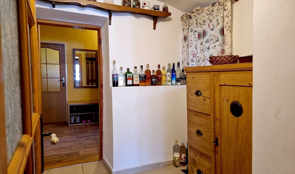 Prodej domu 316 m² s pozemkem 635 m², Benešov u Semil – náhled fotky 11