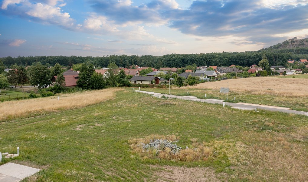 Prodej stavebního pozemku 1 152 m², Ráby – náhled fotky 8