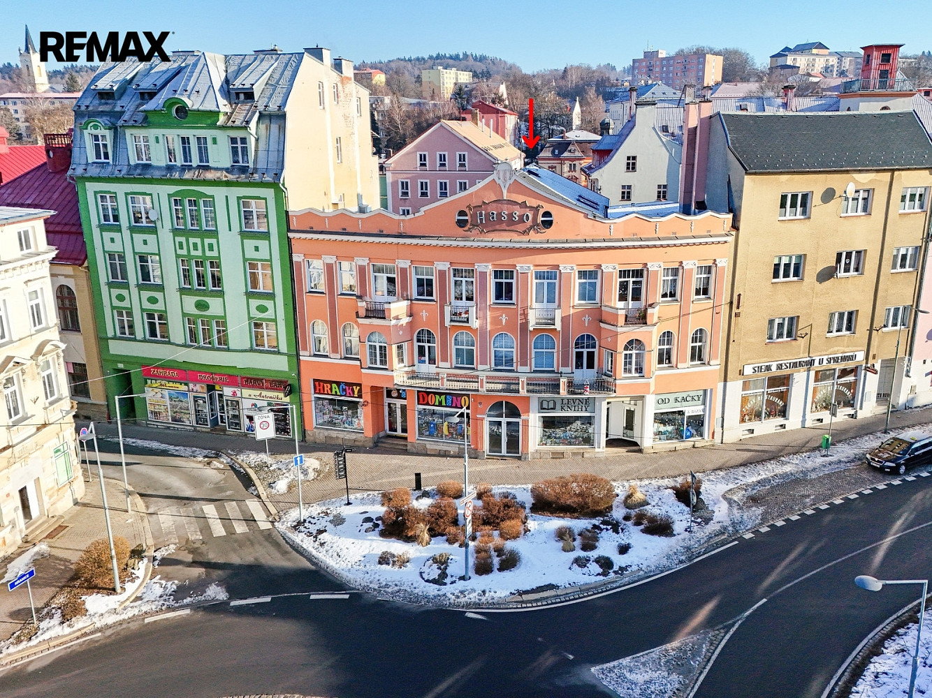 Prodej nájemního domu, činžáku 1 200 m² — photo 2