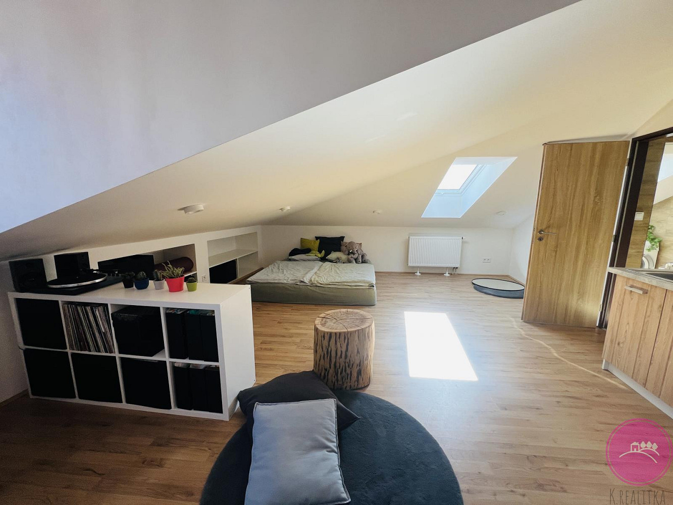 Pronájem bytu 1+kk 40 m² — photo 2