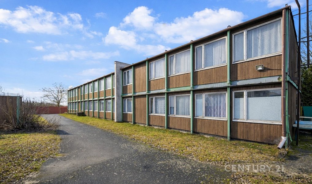 Prodej domu 1 048 m² s pozemkem 2 692 m², Přítluky – náhled fotky 2