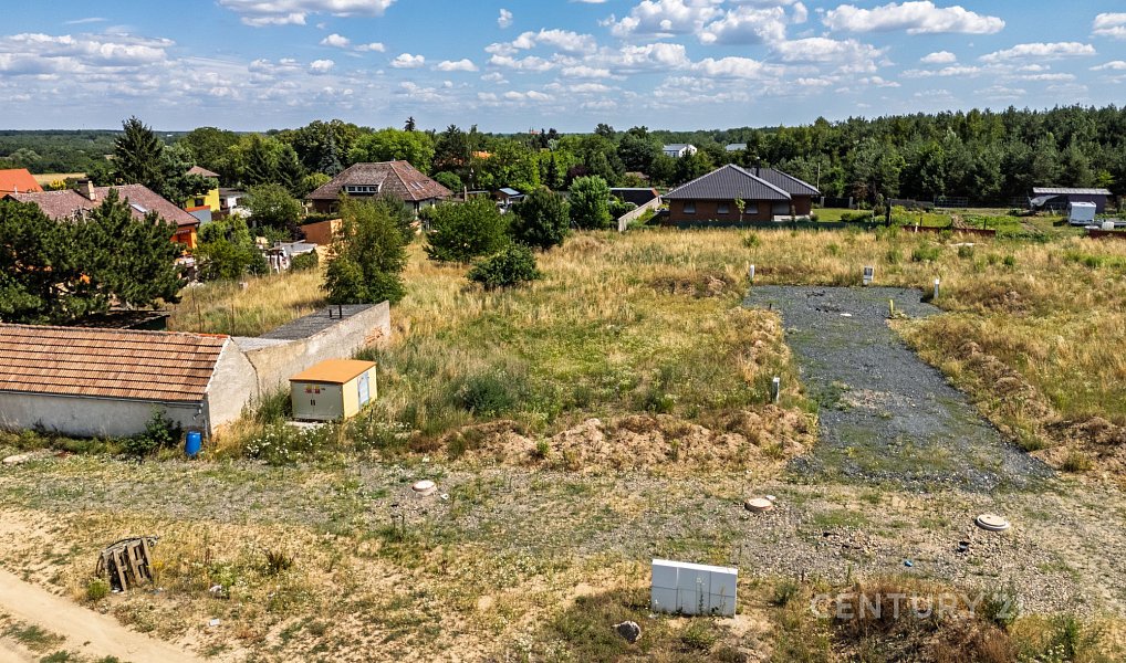 Prodej stavebního pozemku 1 069 m², Záryby – náhled fotky 11