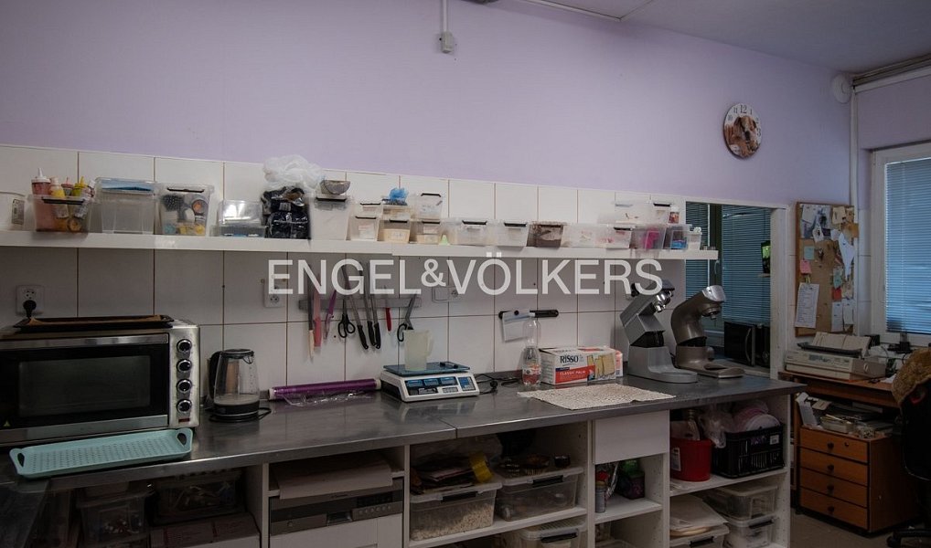 Pronájem výrobních prostor 230 m², Husinec – náhled fotky 11