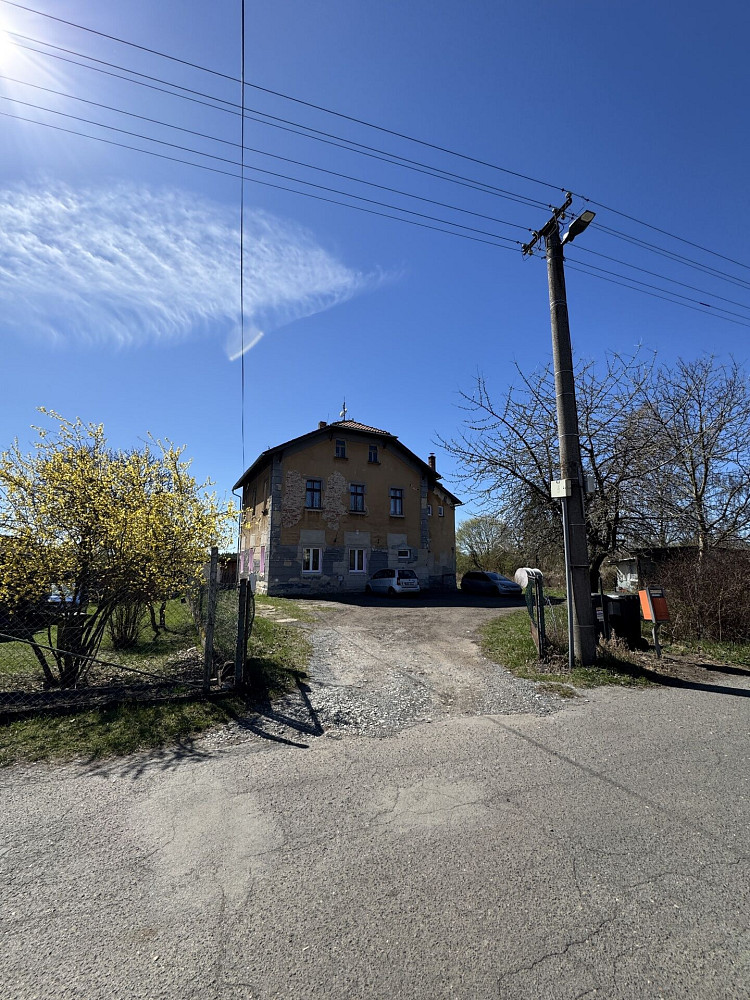 Pronájem nájemního domu, činžáku 120 m² — photo 2