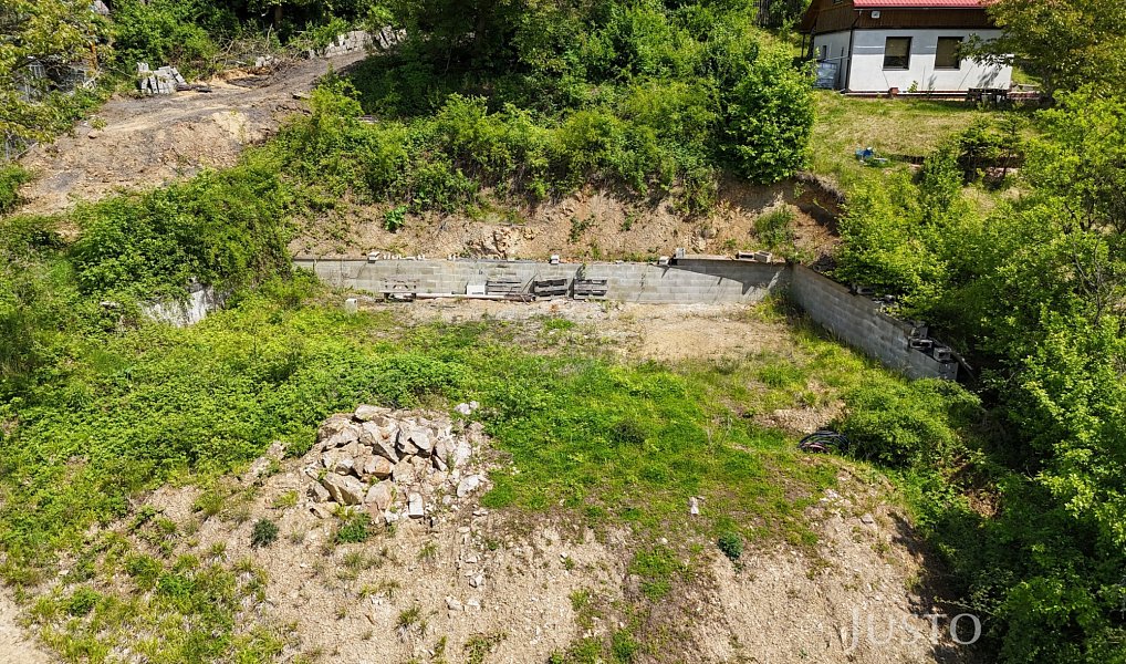 Prodej stavebního pozemku 2 519 m², Povrly – náhled fotky 41