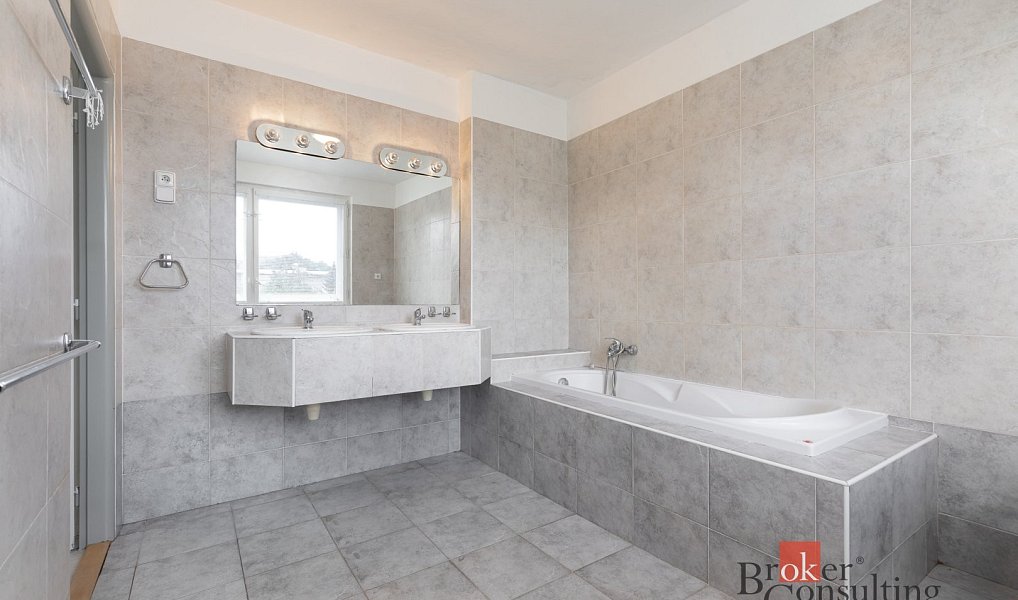Prodej domu 147 m² s pozemkem 289 m², Ostrava – náhled fotky 16