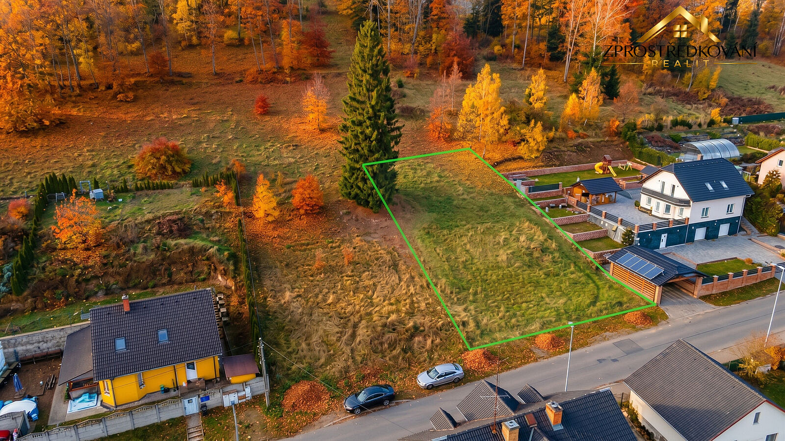 Prodej stavebního pozemku 1 000 m² – fotografie 2