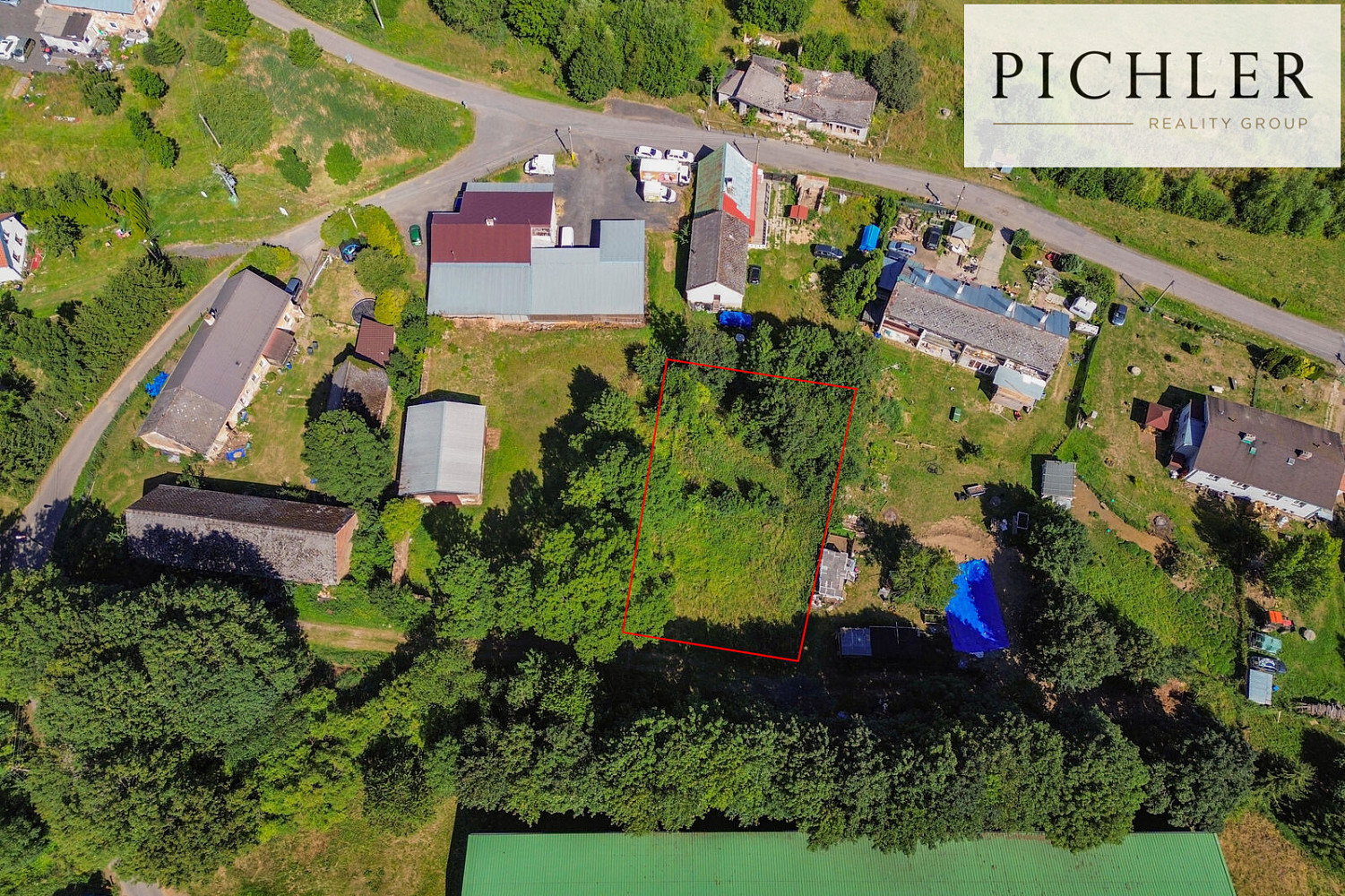 Prodej stavebního pozemku 884 m² – fotografie 4