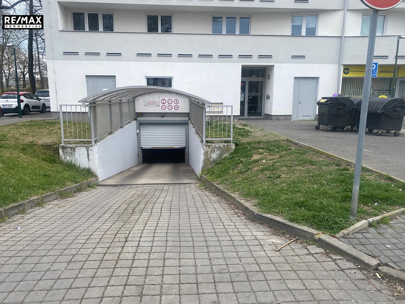 Prodej garážového stání v centru nymburka - zvýhodněná nabídka na měsíc listopad — photo 2