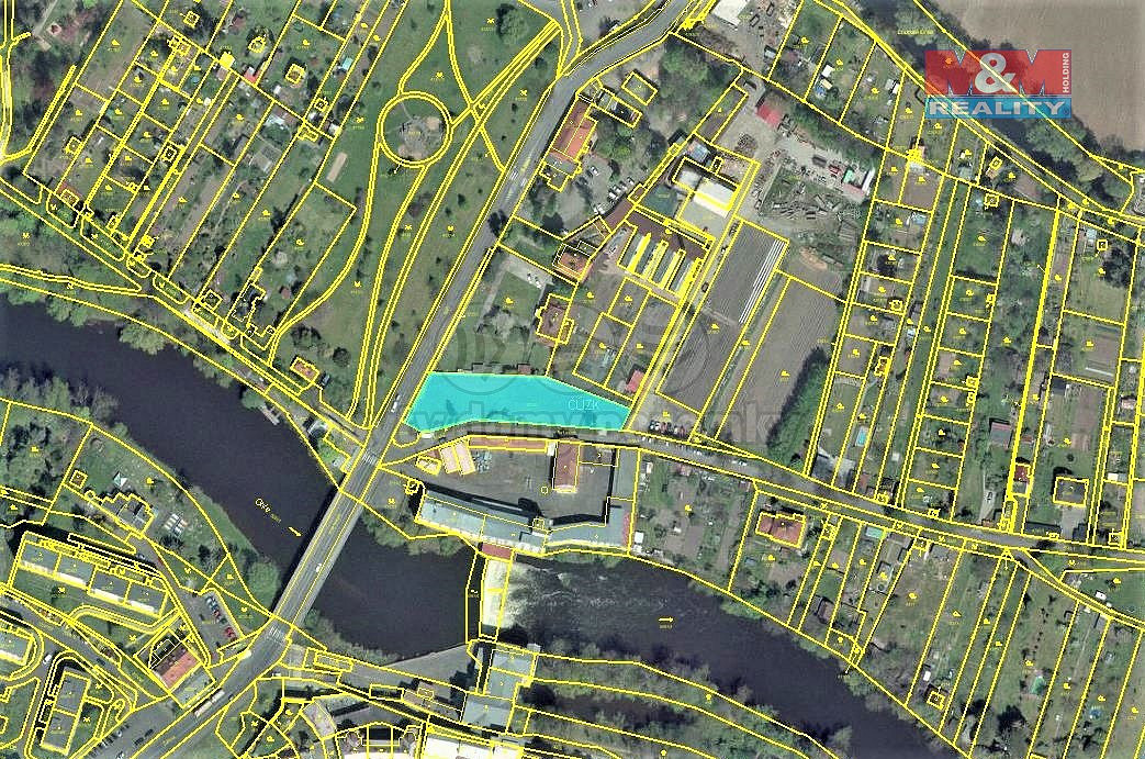Prodej komerčního pozemku 2 148 m²