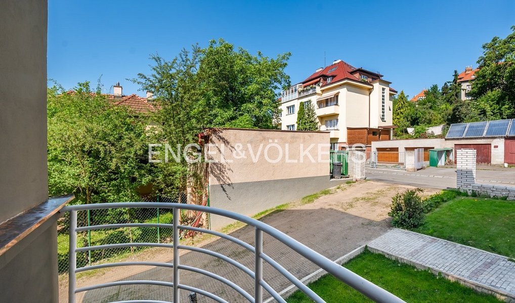 Prodej kanceláře 118 m², Praha – náhled fotky 10