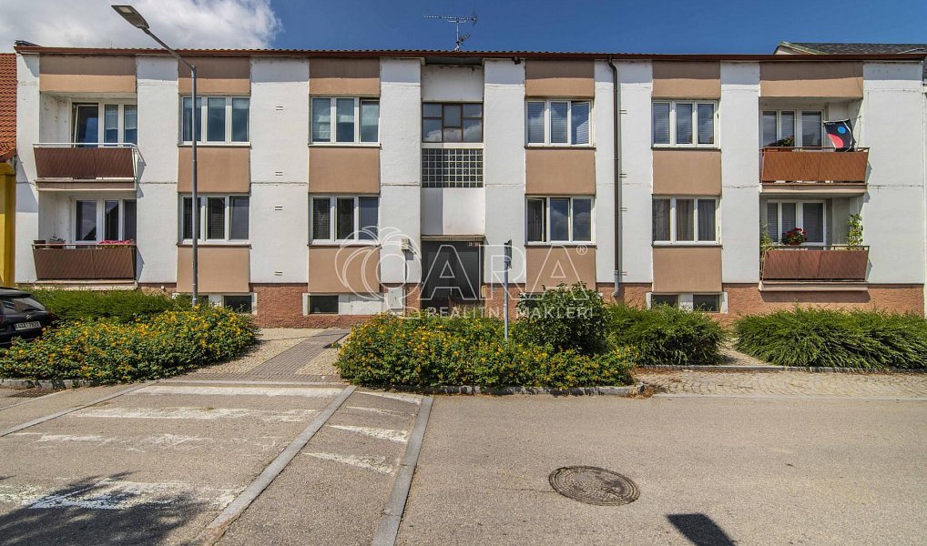 Prodej bytu 2+1 63 m², Benešov – náhled fotky 27