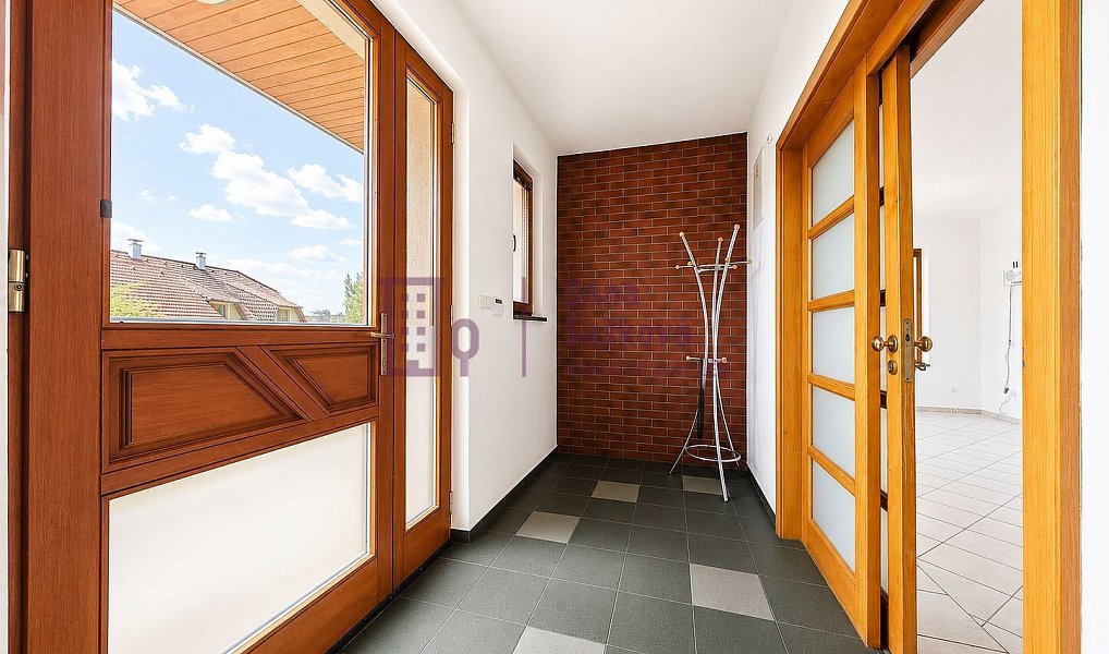 Prodej domu 210 m² s pozemkem 2 641 m², Rodvínov – náhled fotky 14