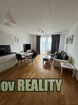 Pronájem bytu 2+kk 58 m² – fotografie 3