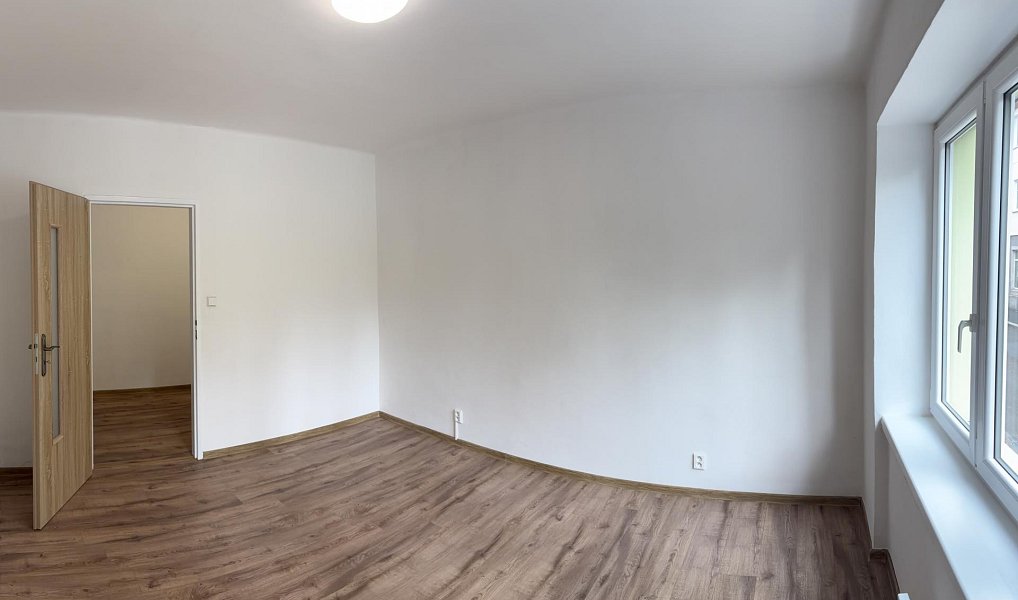 Pronájem bytu 2+1 55 m², Sokolov – náhled fotky 4