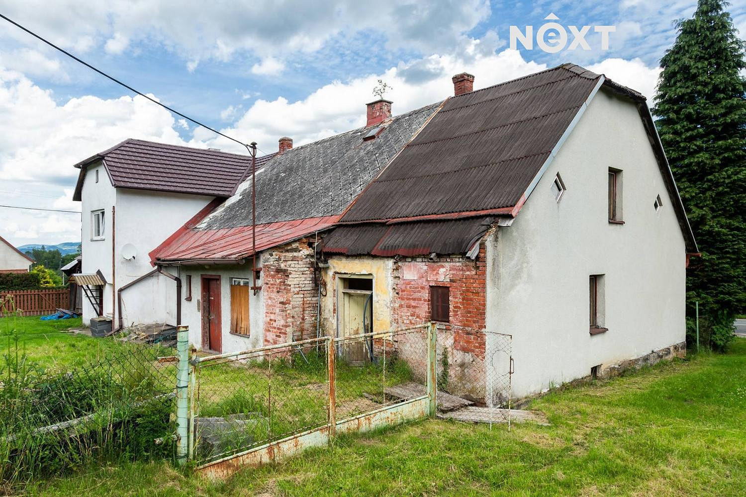 Prodej domu 349 m² s pozemkem 1 055 m²
