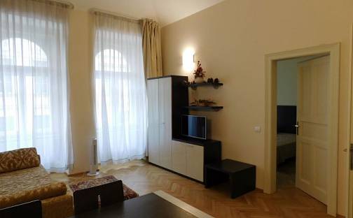 Pronájem bytu 2+kk 45 m², Hálkova, Praha 2 - Nové Město