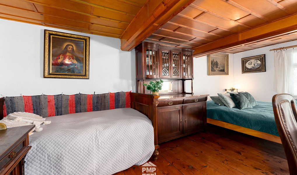 Prodej domu 257 m² s pozemkem 1 893 m², Svratouch – náhled fotky 8