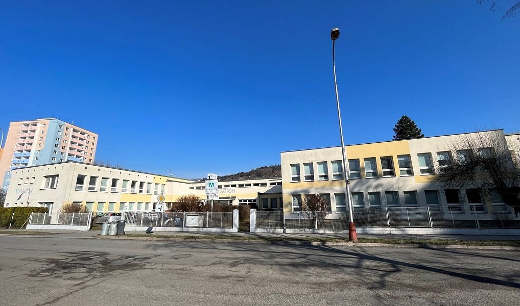Pronájem kanceláře 22 m², Vsetín – náhled fotky 2