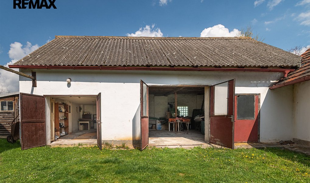 Prodej domu 240 m² s pozemkem 1 122 m², Střížovice – náhled fotky 3
