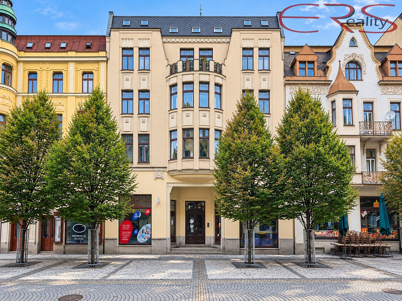 Pronájem obchodních prostor 83 m²