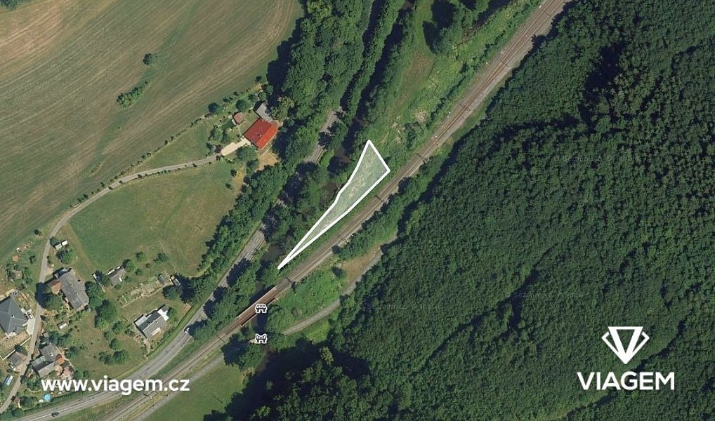 Prodej pole 952 m², Dolní Dobrouč – náhled fotky 2