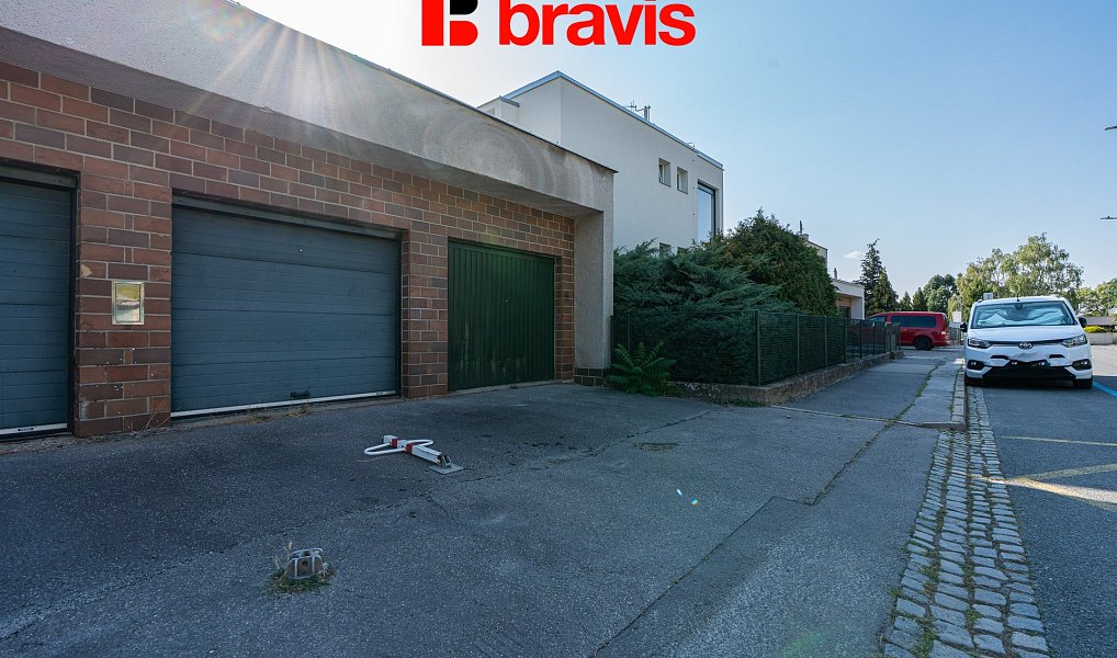 Pronájem bytu 4+1 147 m², Brno – náhled fotky 23
