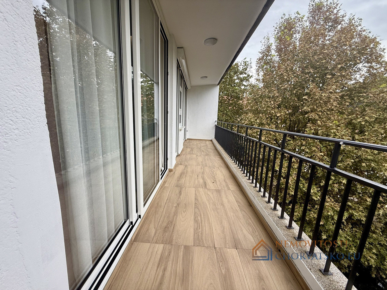 Pronájem bytu 3+kk 120 m² - Widok 5