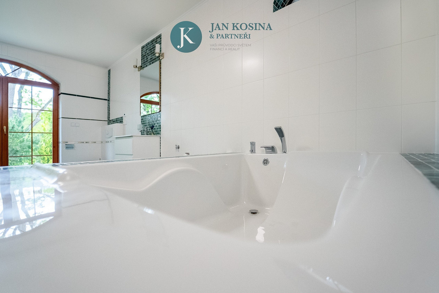 Prodej domu 236 m² s pozemkem 921 m² – fotografie 5