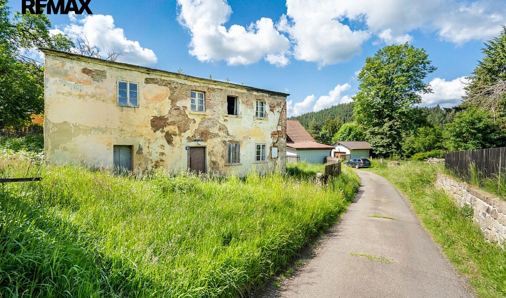 Prodej stavebního pozemku 579 m², Bečov nad Teplou – náhled fotky 7