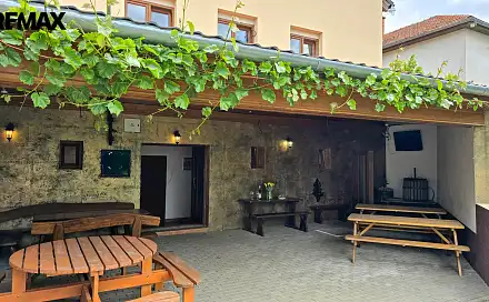 Vinný sklep s rozestavěným ubytováním, Novosedly, okres Břeclav