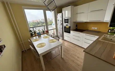 Pronájem bytu 3+1 70 m², Černého, Praha 8 - Střížkov
