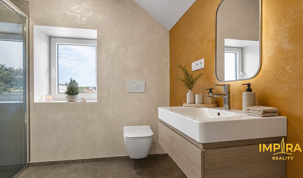 Prodej domu 197 m² s pozemkem 352 m², Město Touškov – náhled fotky 12
