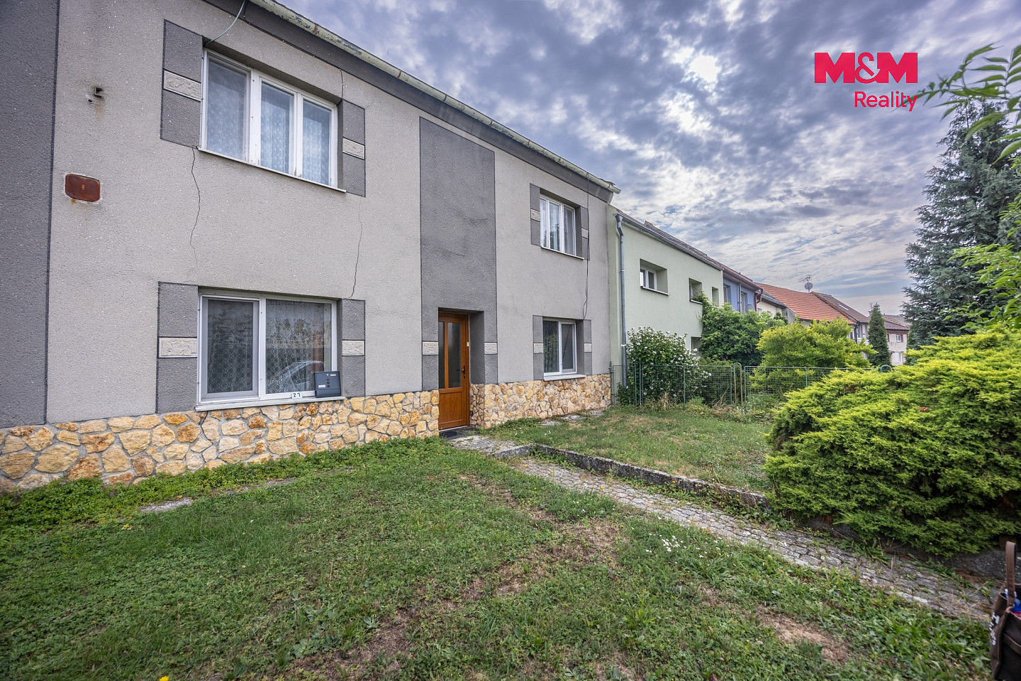Prodej domu 200 m² s pozemkem 1 595 m² – fotografie 2