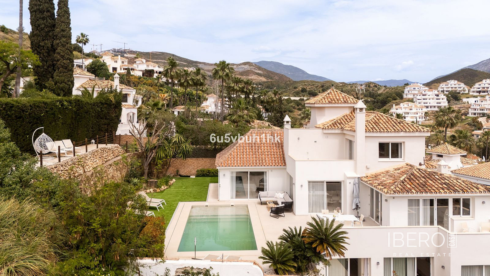 Casa 6+kk – Marbella, Barrio Alto - Més