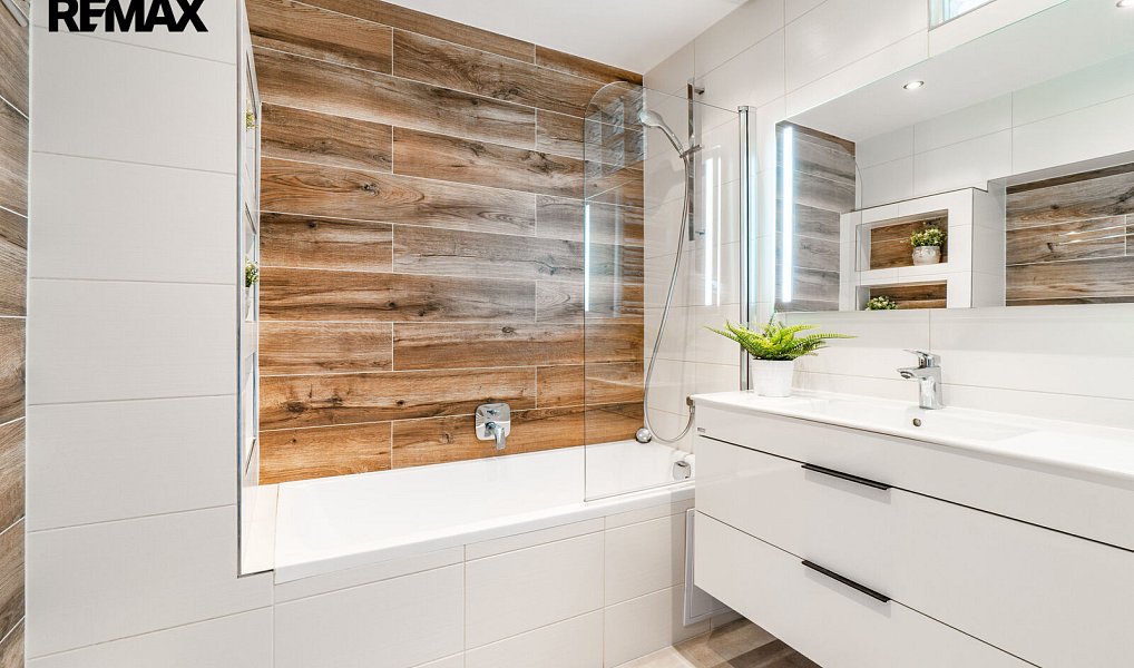 Prodej domu 163 m² s pozemkem 1 205 m², Šestajovice – náhled fotky 14