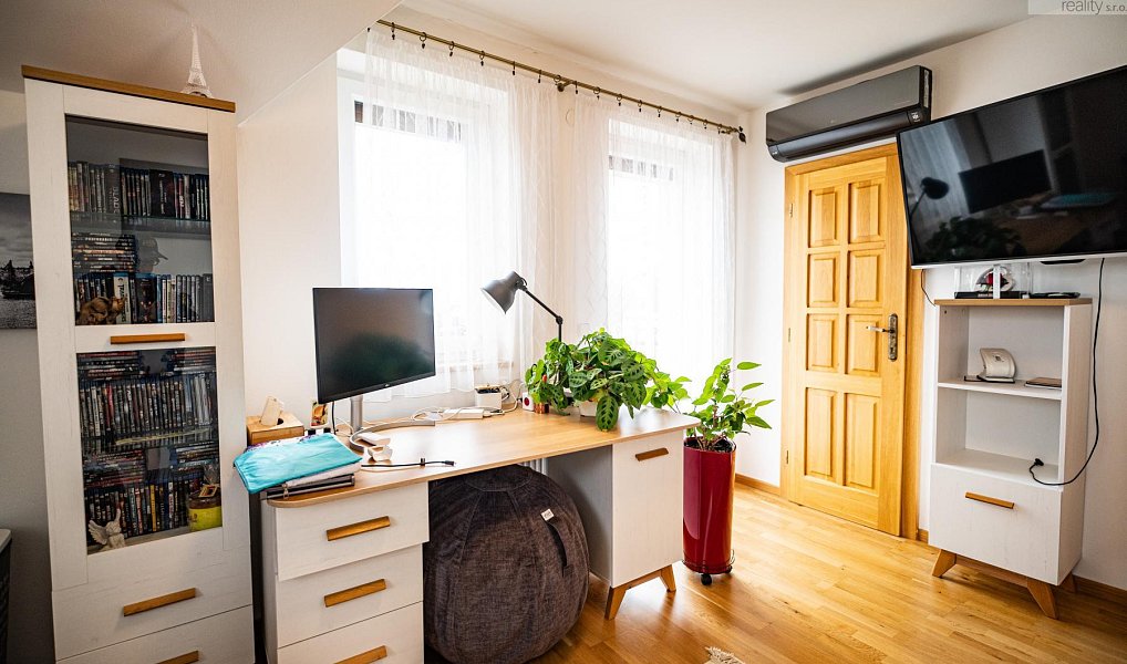 Prodej domu 547 m² s pozemkem 1 355 m², Most – náhled fotky 36