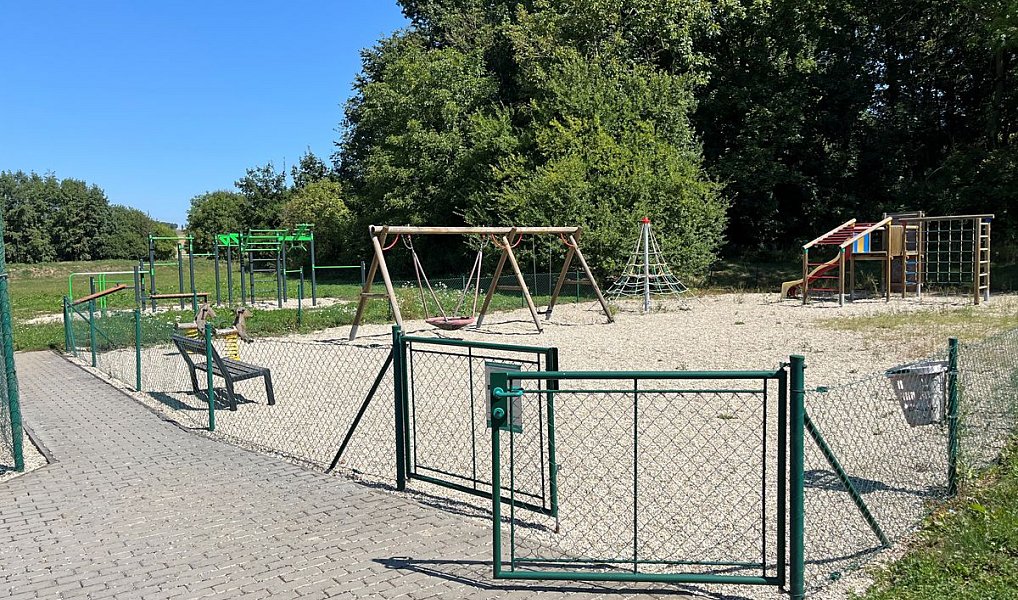 Prodej stavebního pozemku 1 000 m², Olomouc – náhled fotky 8