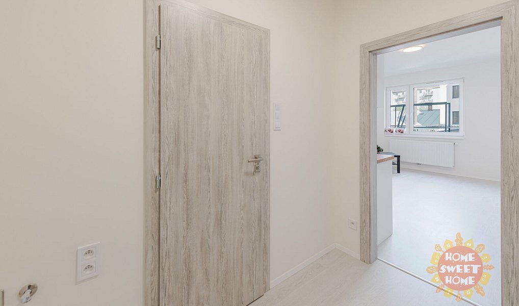 Pronájem bytu 1+kk 29 m², Praha – náhled fotky 6